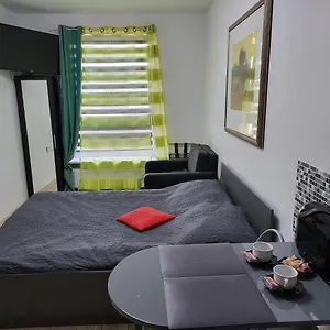 https://apartament-galeria-polnocna-a.warsawhotelspoland.com